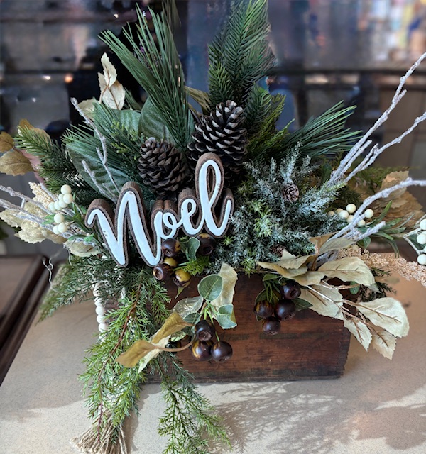 Christmas Floral Class #2 - November 4th, 4:30 - 6:30pm